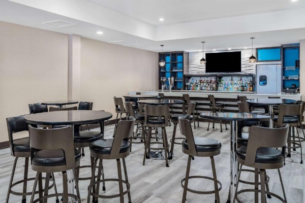 Wyndham Garden Kenosha Harborside image 25